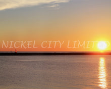 Load image into Gallery viewer, FAB 08 - Setting Sun #1
